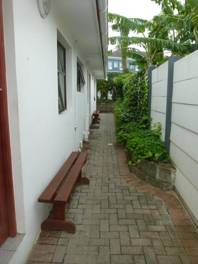 Eland Place Self Catering Guest House Beacon Bay 외부 사진